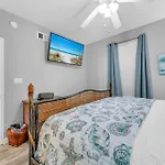 Grandview East 302 - Sandscape