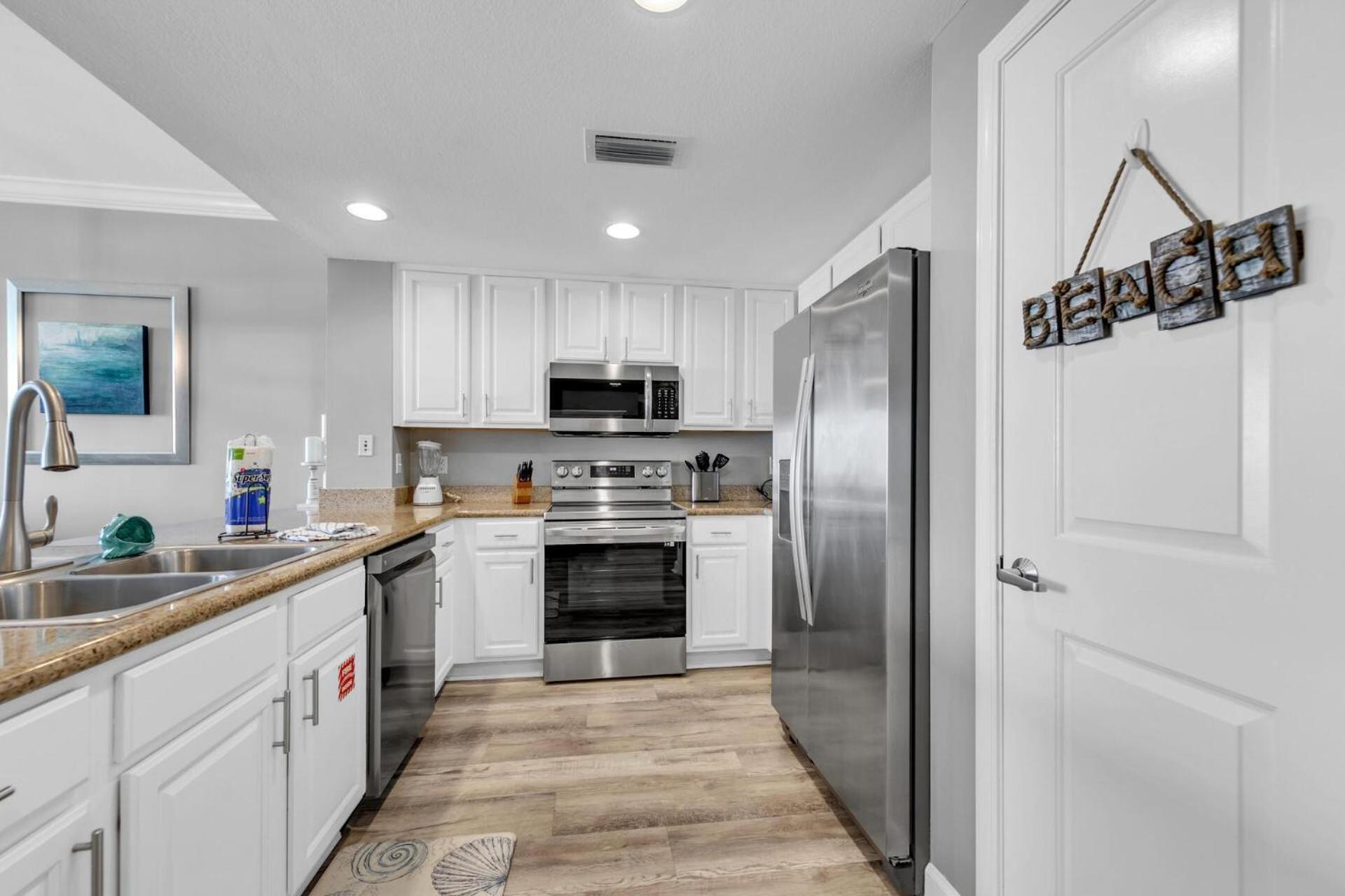 Grandview East 302 - Sandscape Apartment